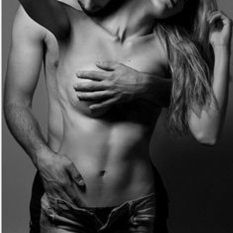 Мужчина и женщина голые