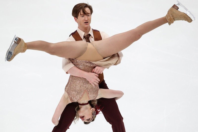 Худайбердиева фигуристка