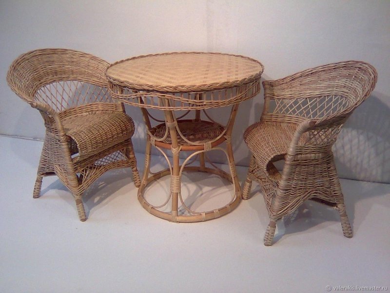 Плетение мебели из ротанга
