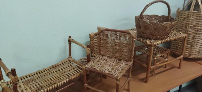 Плетеная мебель для кукол