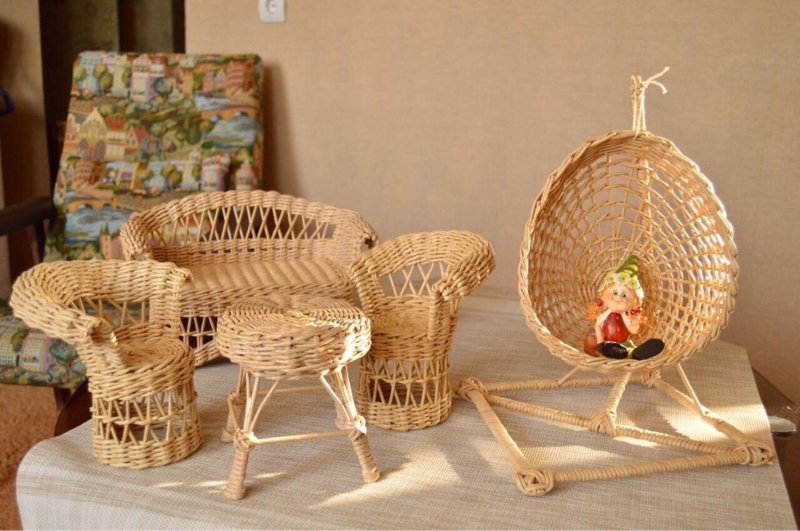 Кукольная мебель из ротанга