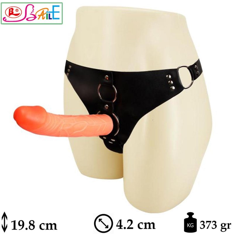 Страпон женский