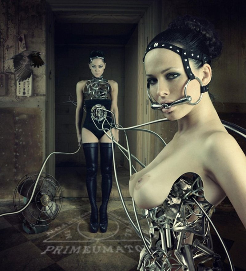 Порнушку девушка с роботом