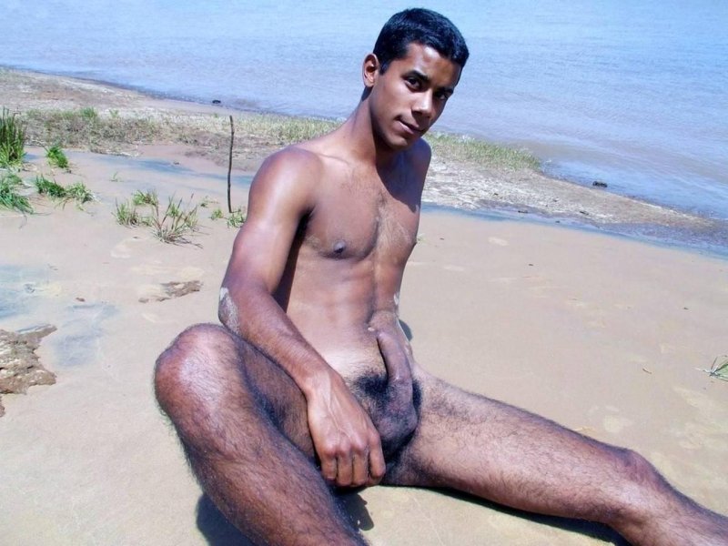 Голые индийские мужчины