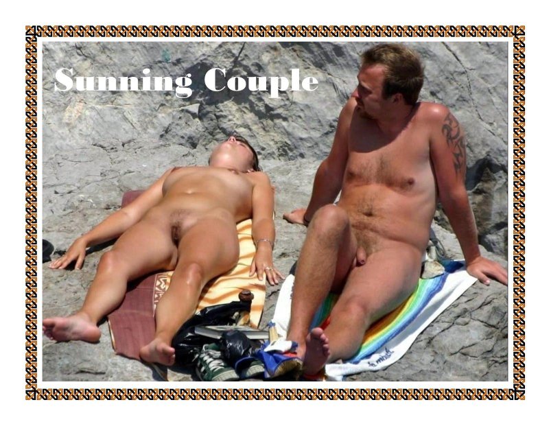 На нудистком пляже