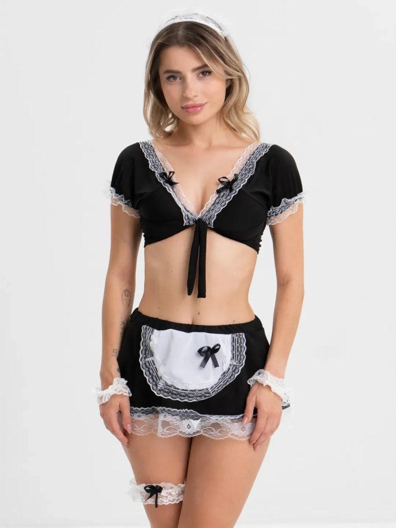 Интимный костюм домработницы