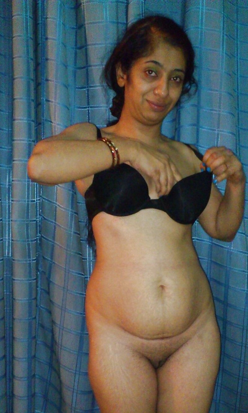 Голые некрасивые индианки