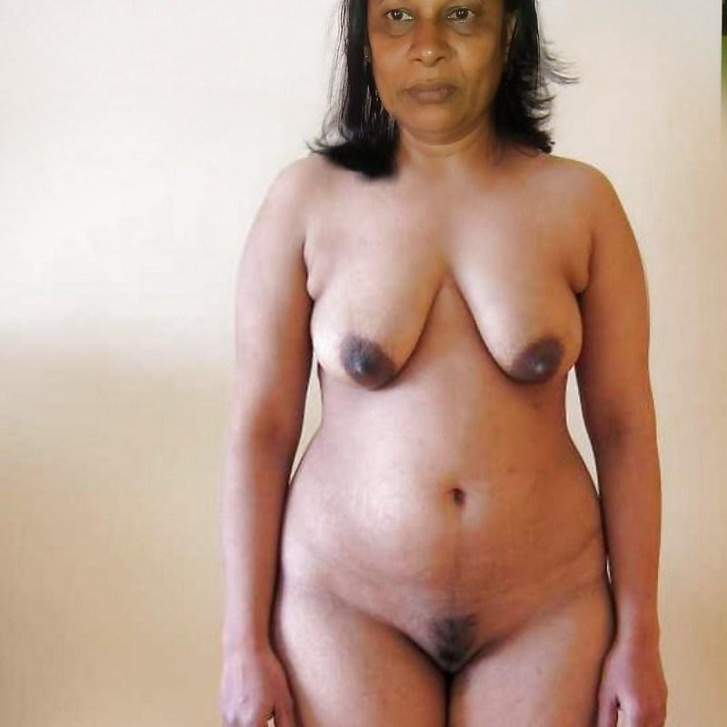 Aunty naked