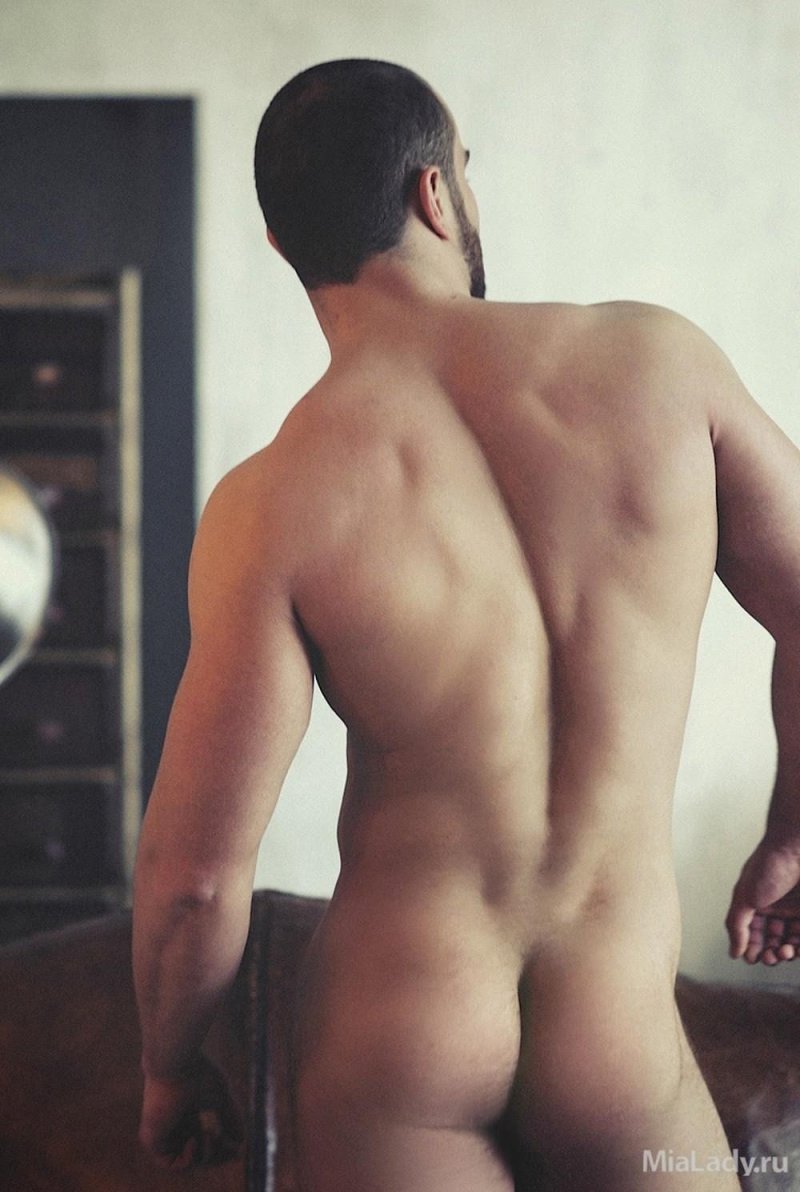 Красивые задницы парней