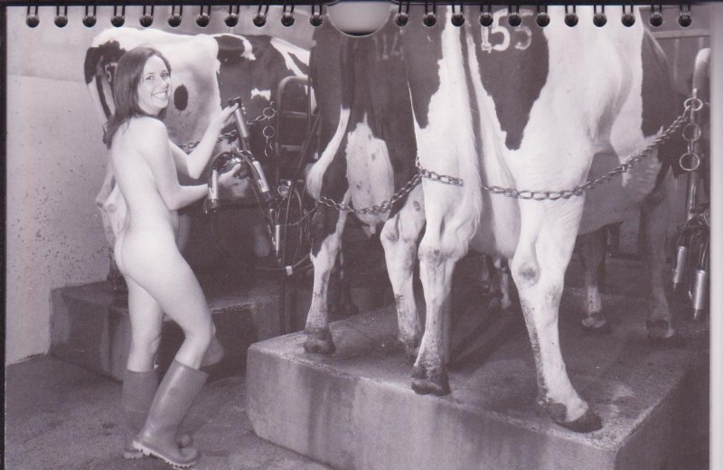 Голые женщины доярки в колхозе