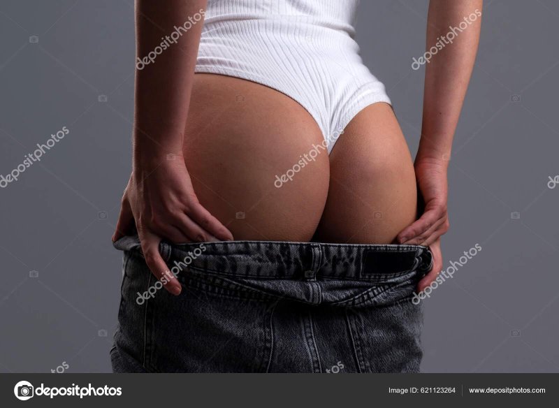 Попа девушек