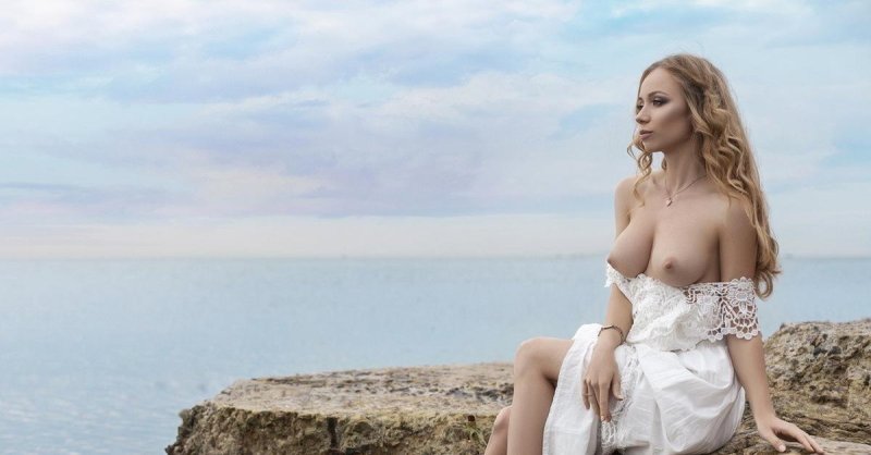 Красива девушка