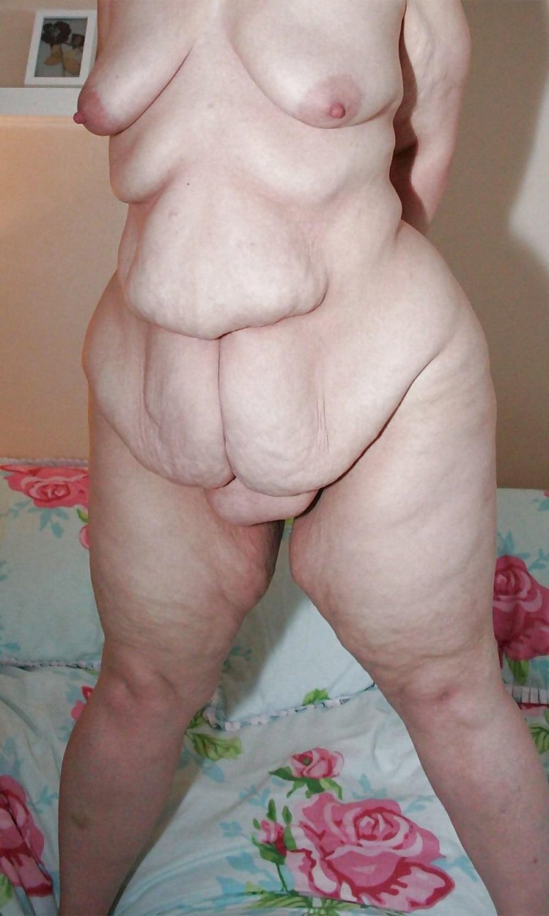 Голые очень жирные старухи