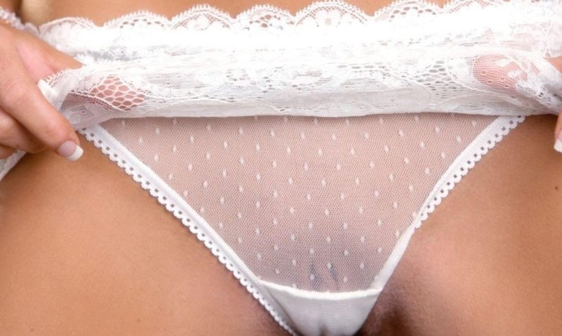 Девушки в прозрачных трусиках