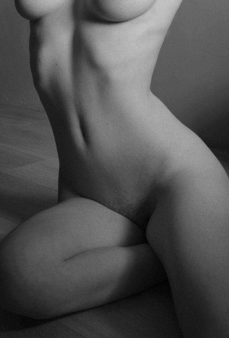 Фигура девушки голая