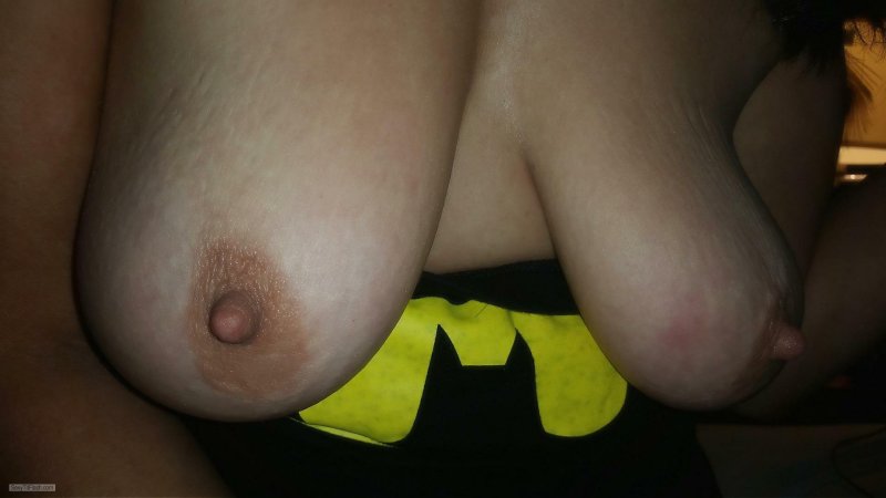 Маленькие висячие груди