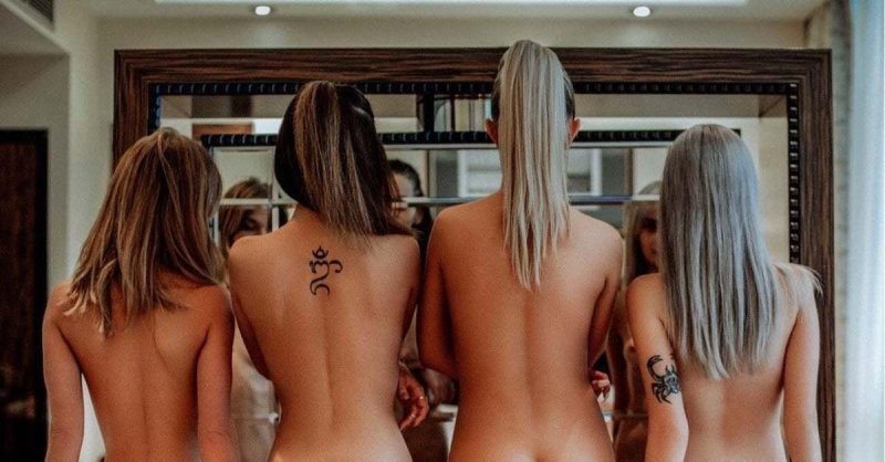 Красивые попки молодых девушек