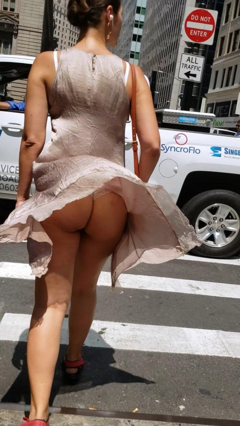 Ветер задирает юбки