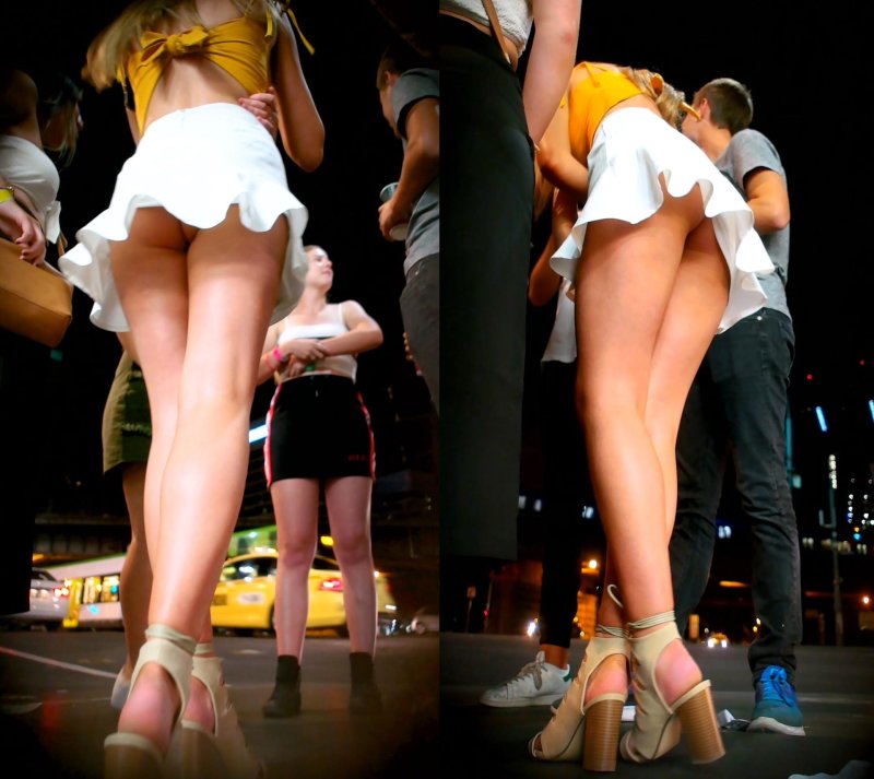 Подглядываем под женские юбки