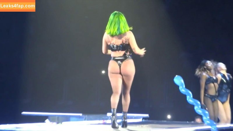 Леди гага фигура