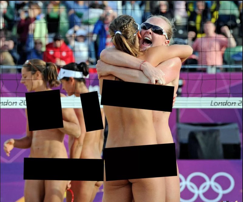 Пляжный волейбол женщины голые