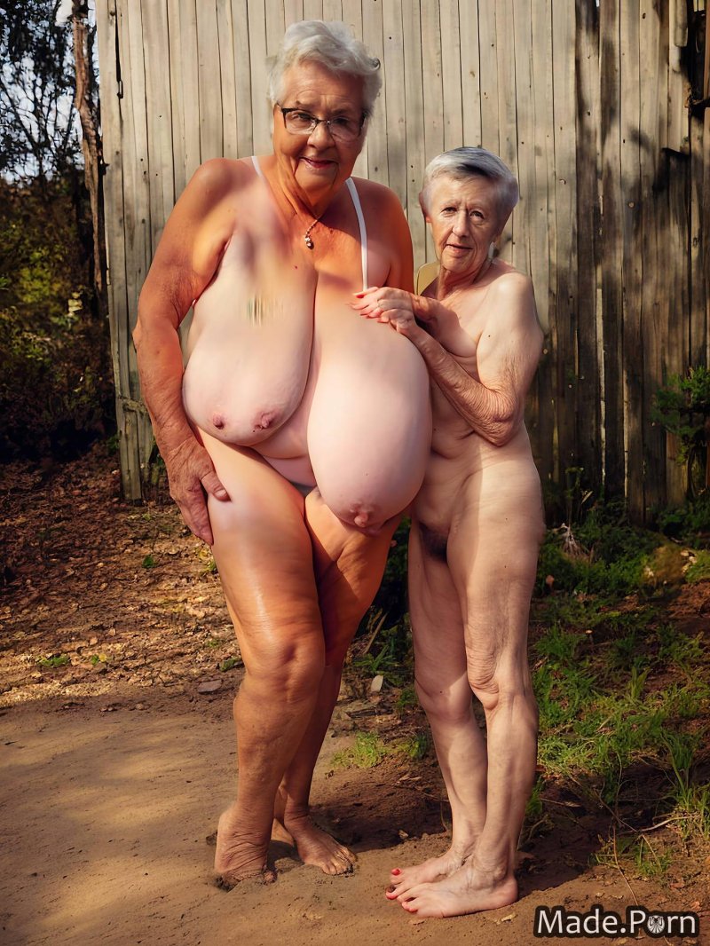 Большие сиськи бабушек