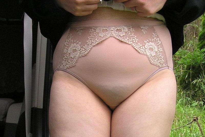 Толстушки в прозрачных трусиках