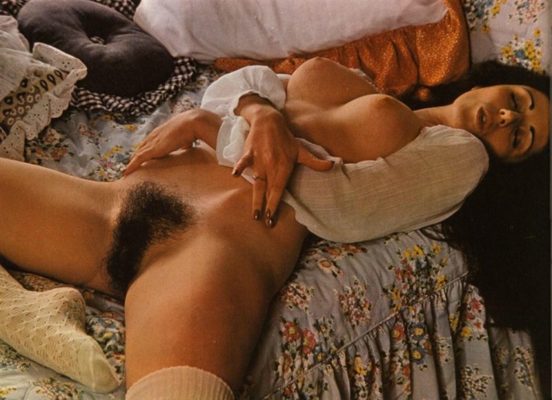 Волосатые ретро красавицы