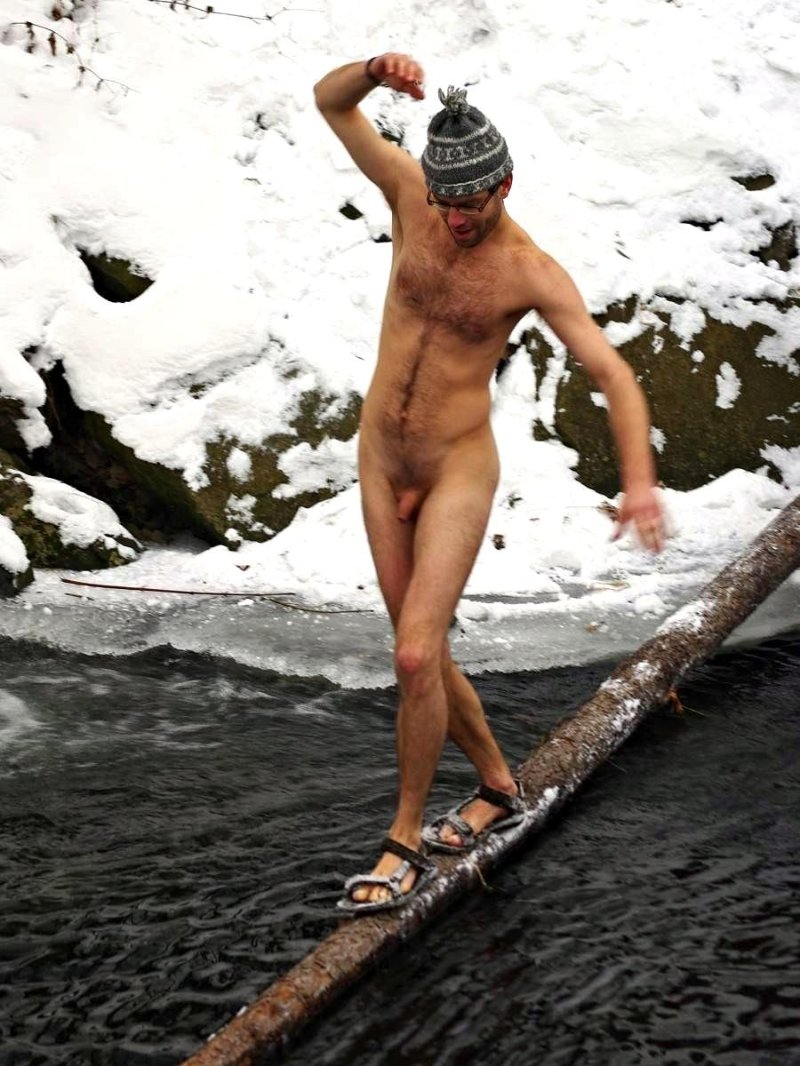 Купание голышом