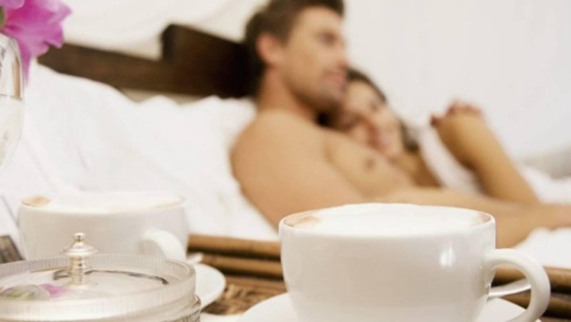 Кофе в постель для любимой