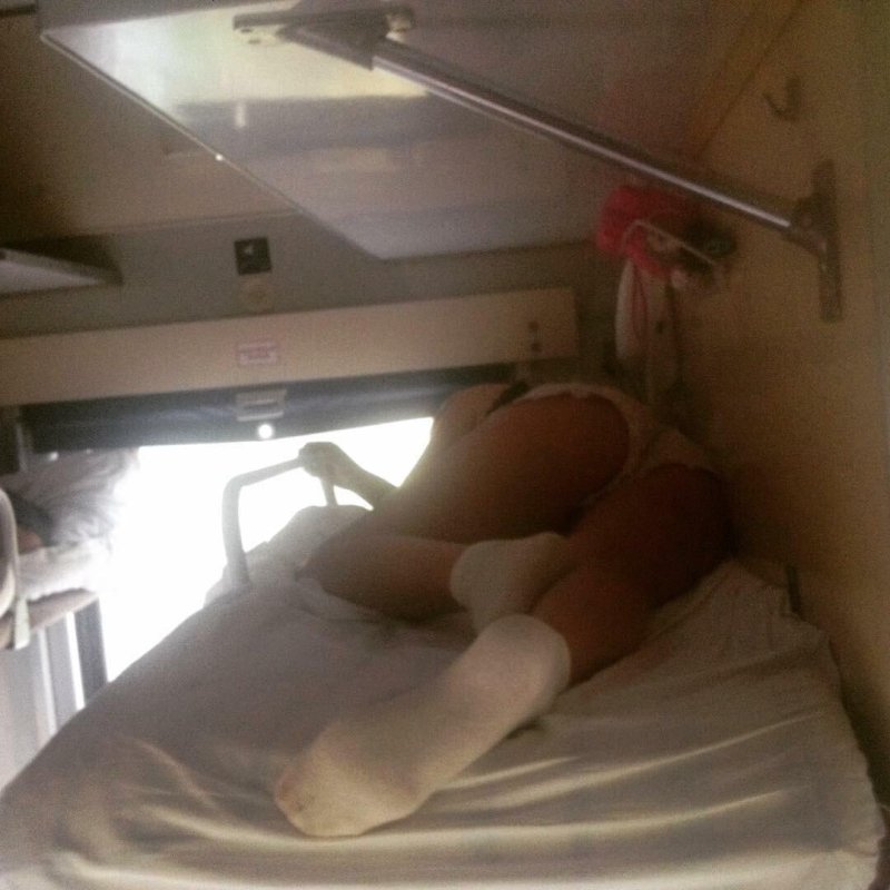 Попутчица в поезде