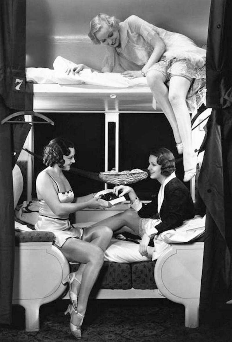 Фотосессия в ретро поезде