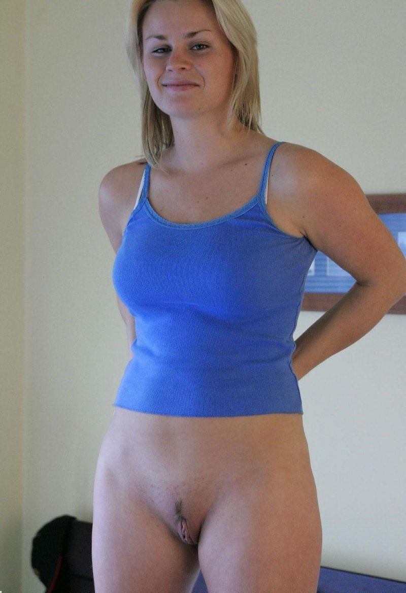 Частное женщина голый низ