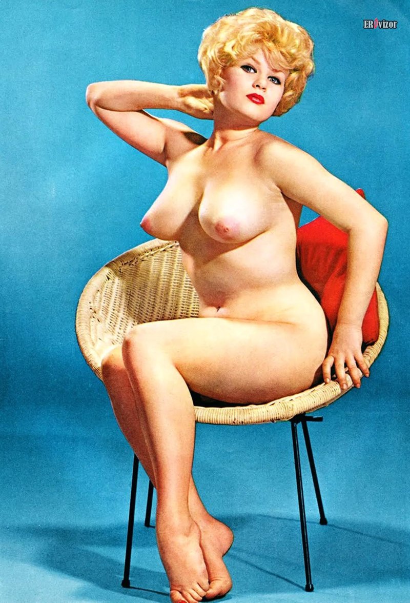 Красивые голые дамы ретро