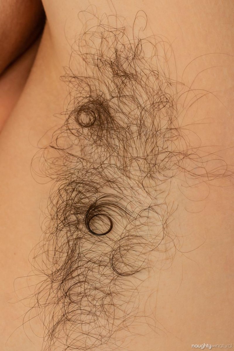 Волосатая киска