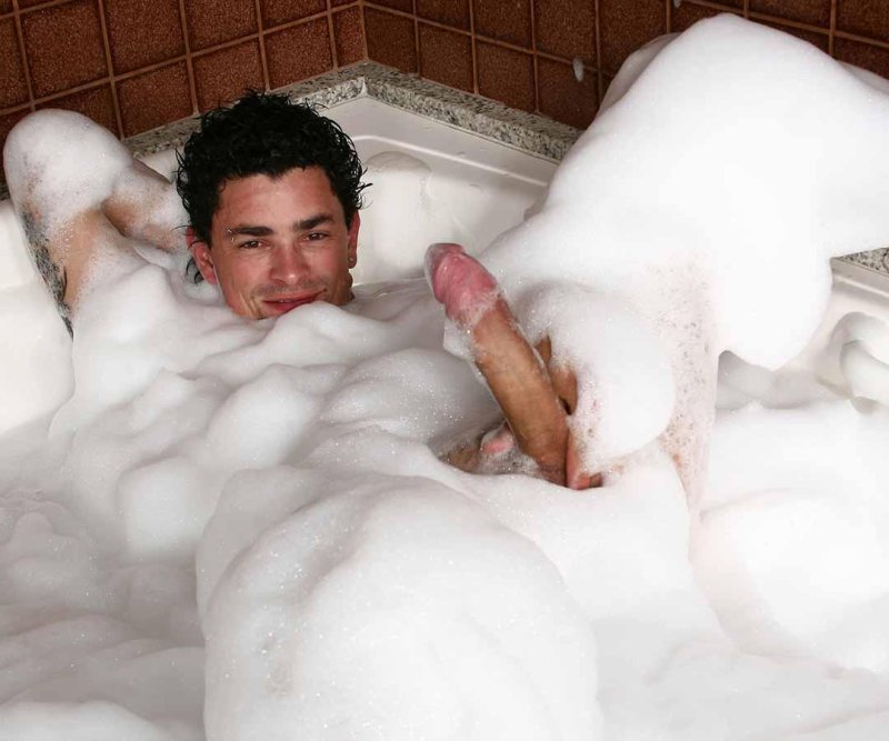 Гей порно в ванной