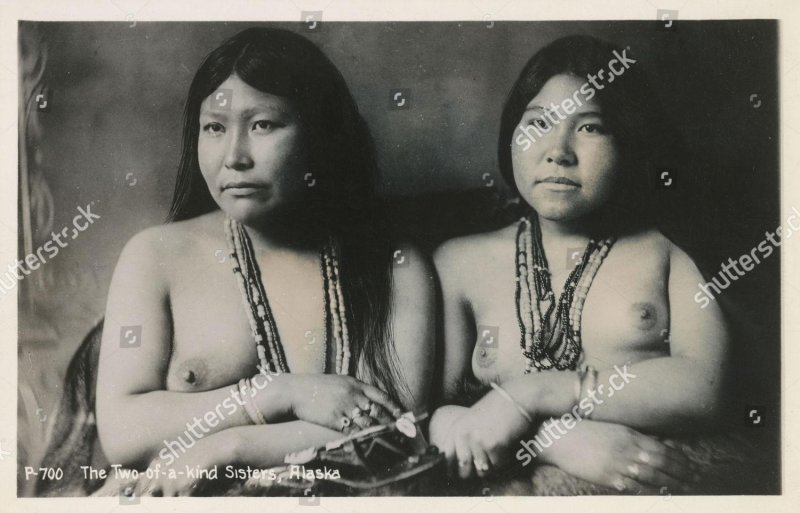 Голые эскимосские женщины