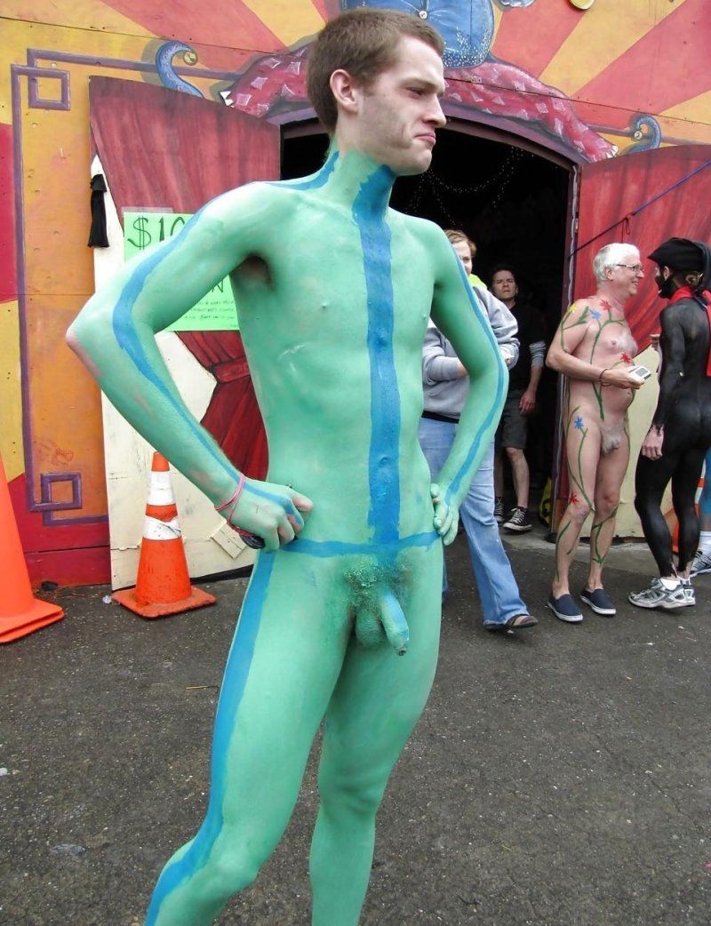 Мужской бодиарт на голое тело