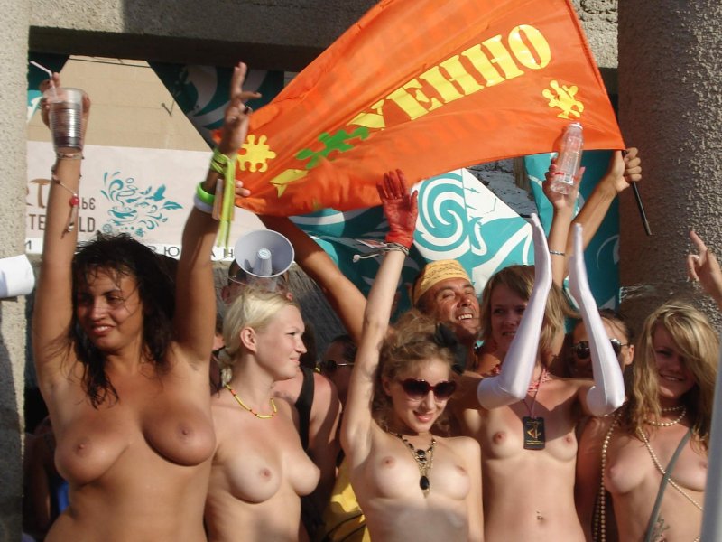 Фестиваль парад голых женщин