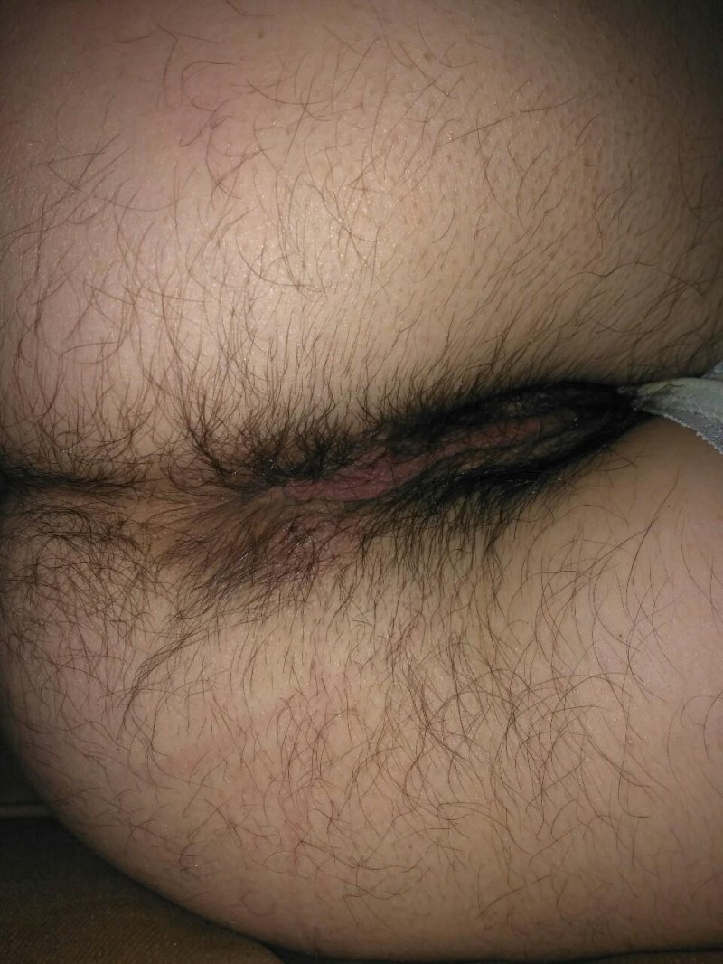 Волосатая женская задница