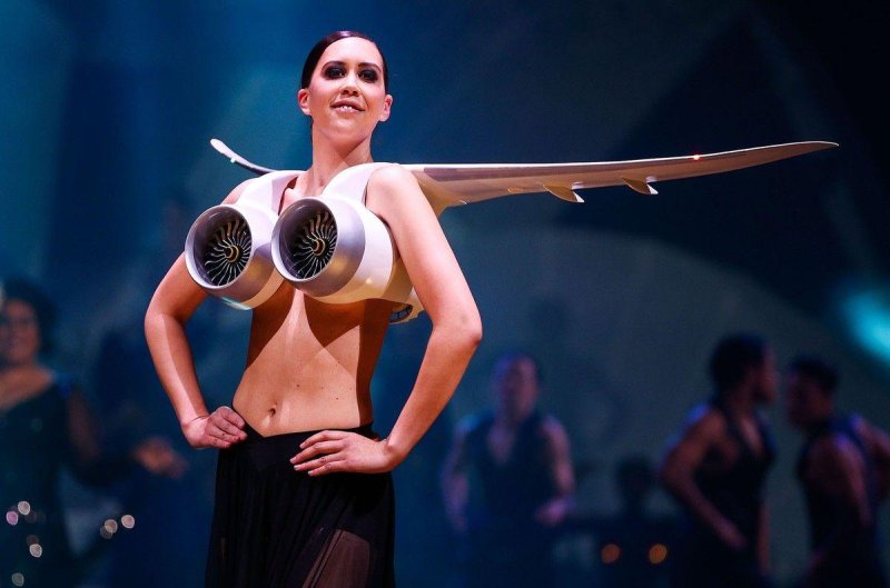 Странные лифчики