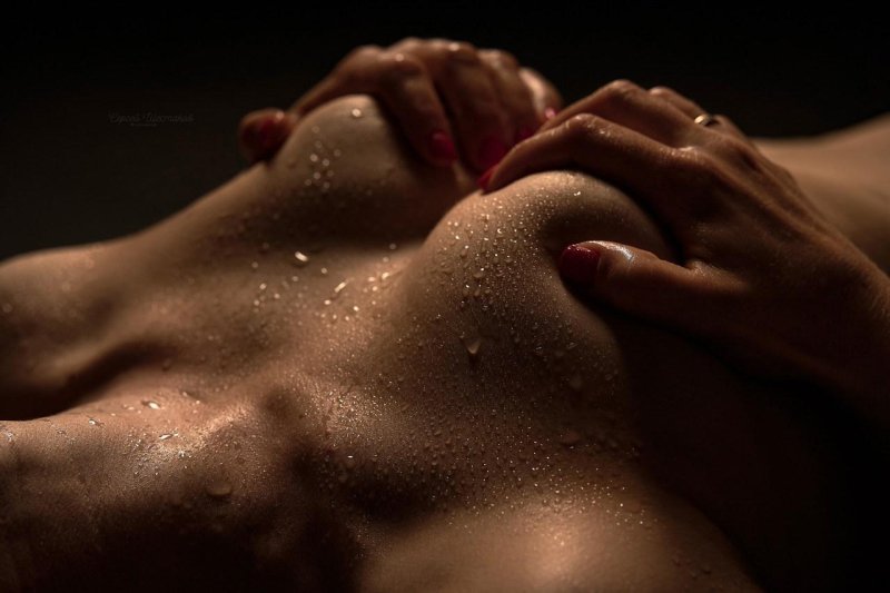 Красивые эротические женщины