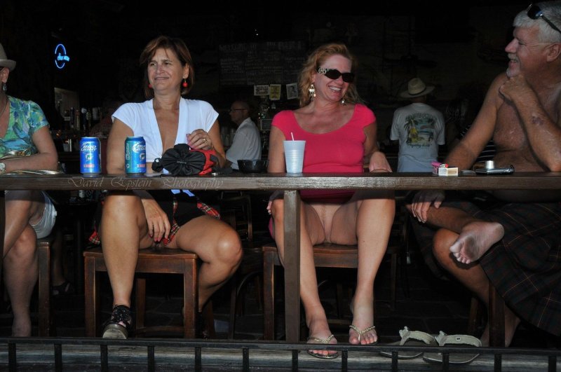 Голые женщины на улицах ки Вест