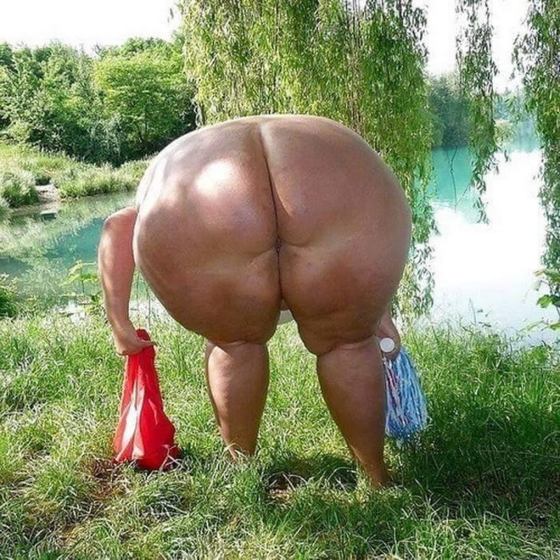 Огромные женские задницы