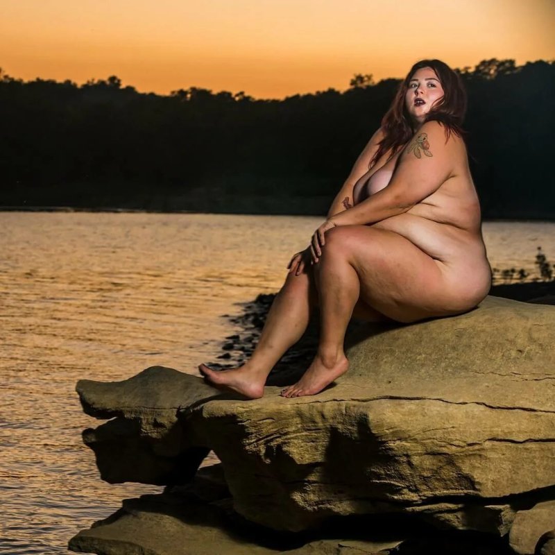 Александра Корсунская Plus Size ню