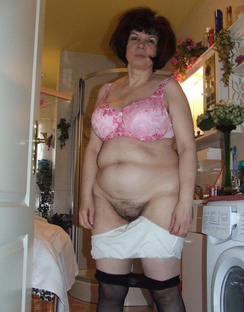 Толстые старухи в трусах