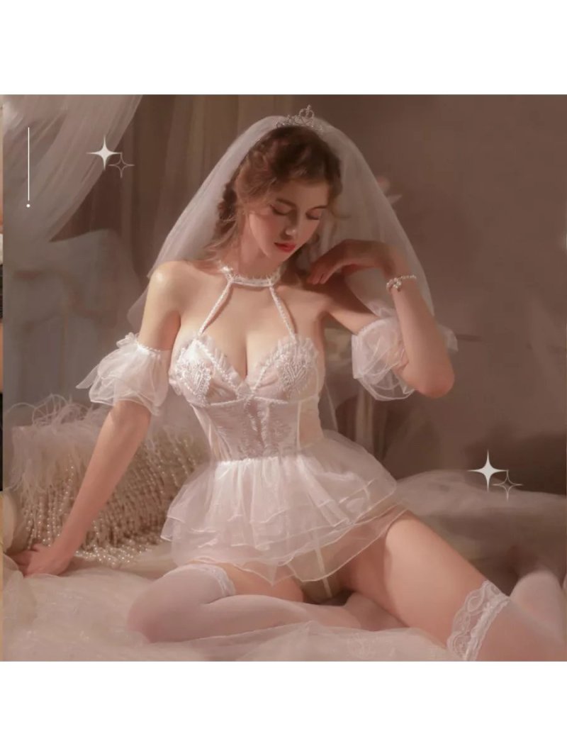 Эротический костюм невесты