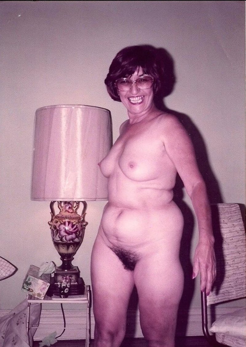 Ретро волосатые старушки